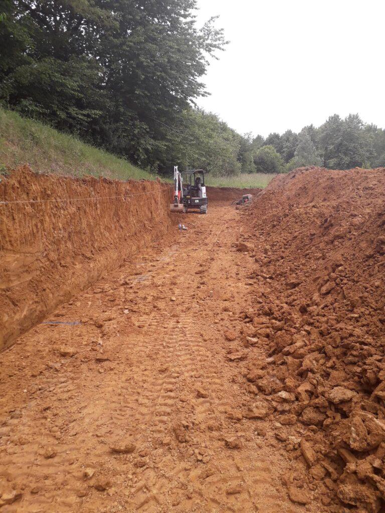 TERRASSEMENT ESCUDERO met à votre disposition notre savoir-faire pour réaliser vos travaux de terrassement et d’assainissement