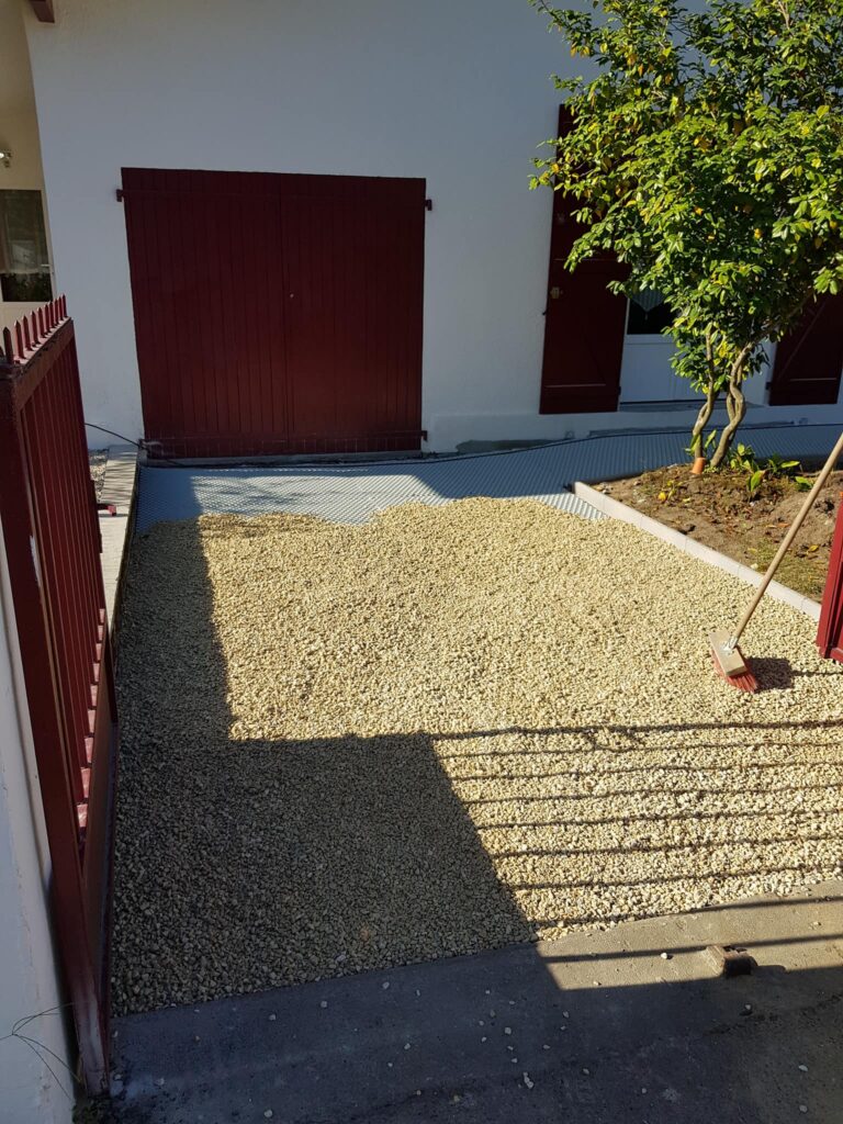 TERRASSEMENT ESCUDERO met à votre disposition notre savoir-faire pour réaliser vos travaux de terrassement et d’assainissement